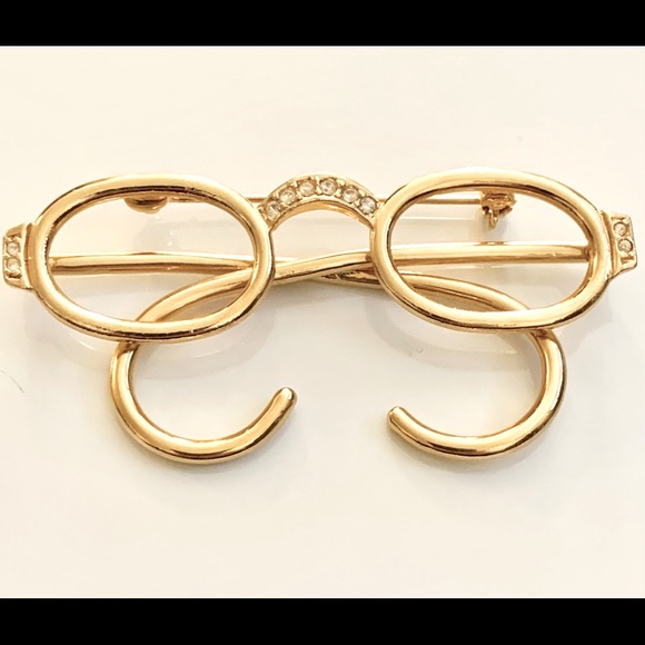 Jewelry - Vintage eyeglasses goldtone brooch